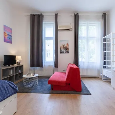 Your Sunny Buda Castle Tunnel Studio Apartamento